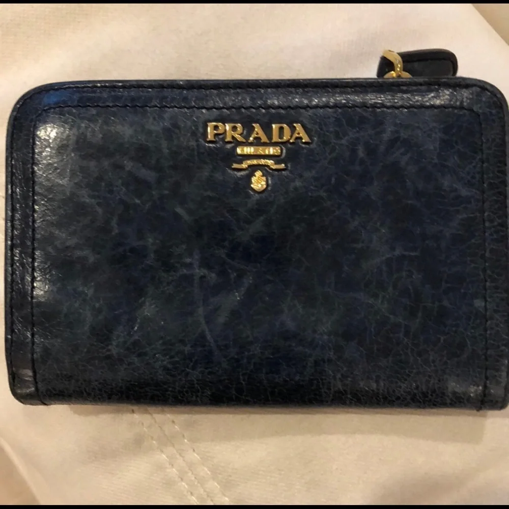 🦋Prada Milano Small Marbled Blue Leather classic fold over card holder wallet - Picture 1 of 11
